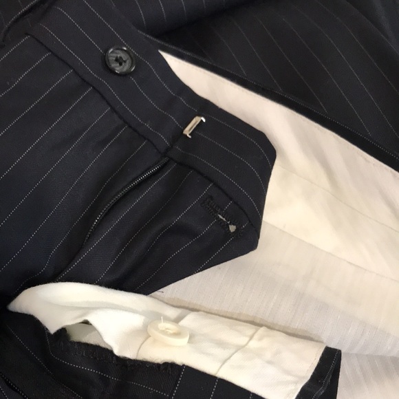 Jones New York 2 pc Suit - Picture 9 of 9